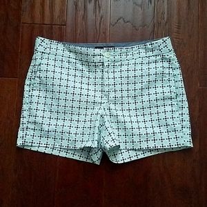 Banana Republic ladies Hampton Fit shorts
